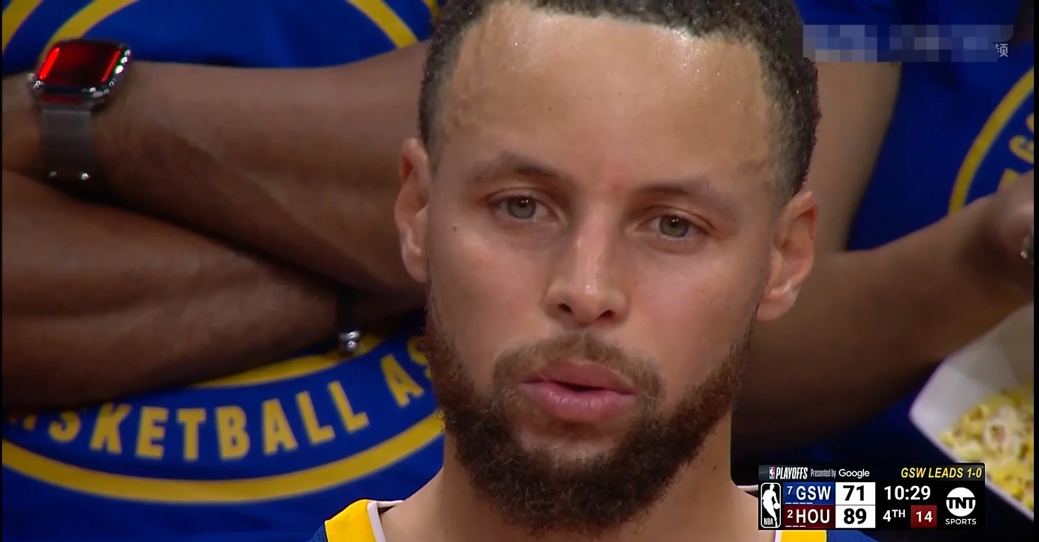 勇士爆冷被森林狼逆转,库里表现疲软 勇士爆冷被森林狼逆转,库里表现疲软