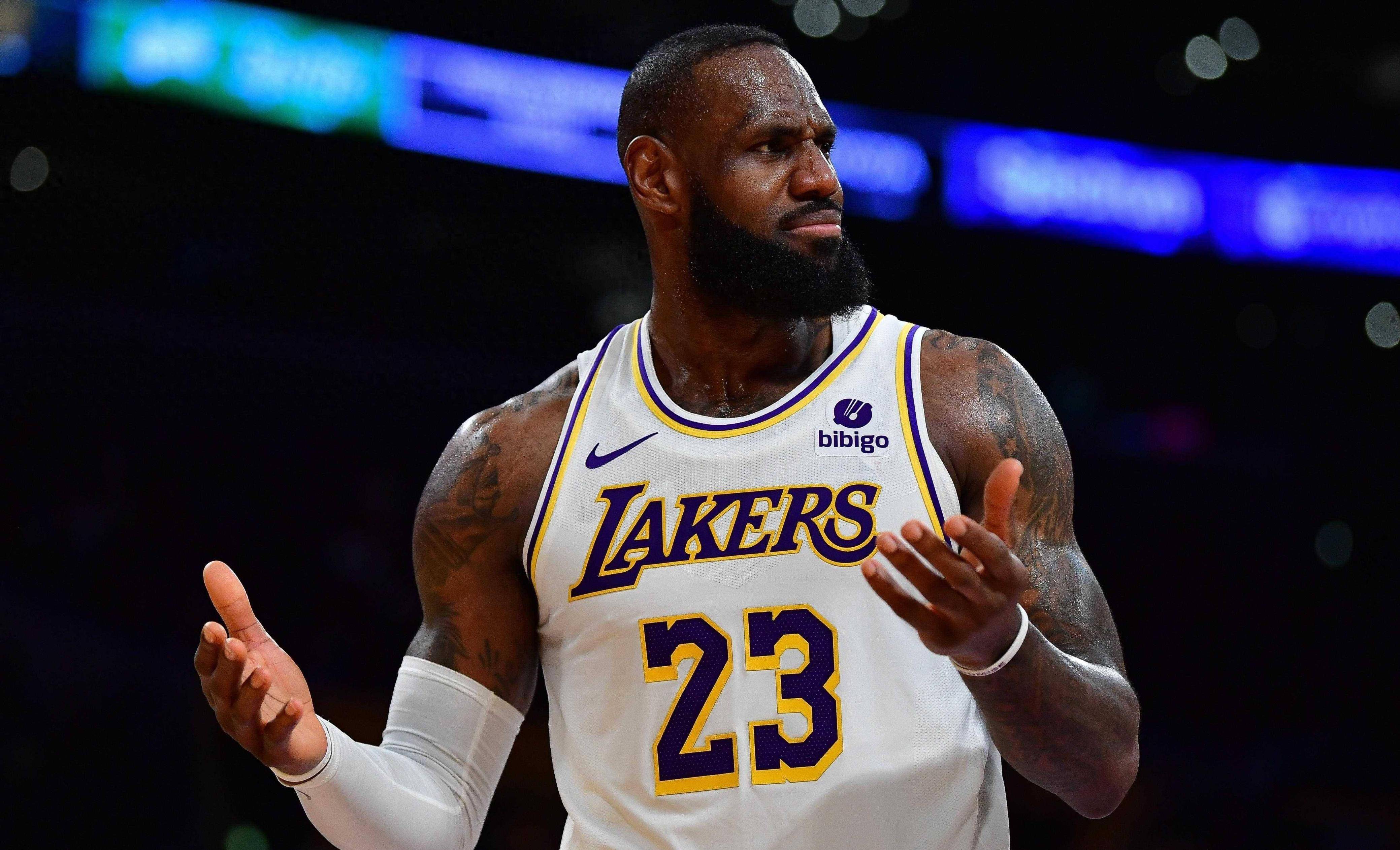 勇士击败湖人迎来四连胜 勇士击败湖人迎来四连胜