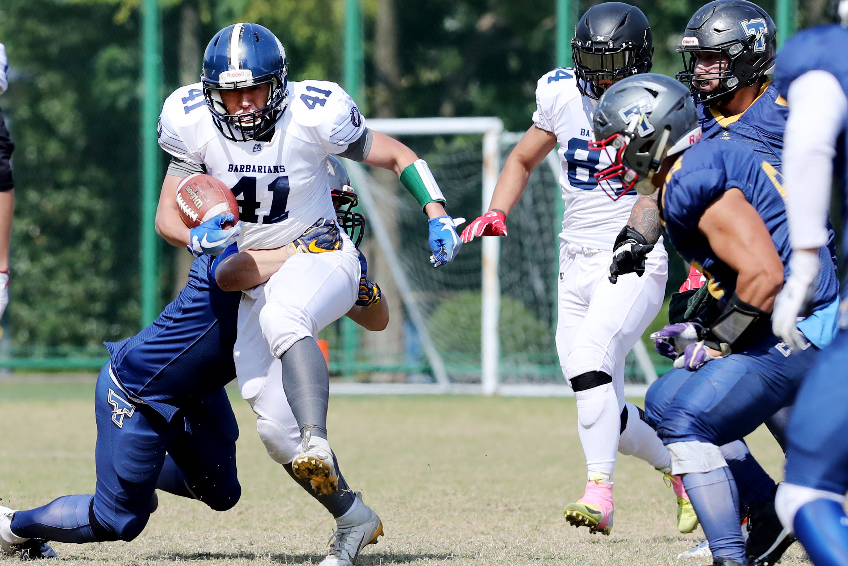 包含冷门频出!橄榄球战况跌宕起伏的词条 包含冷门频出!橄榄球战况跌宕起伏的词条